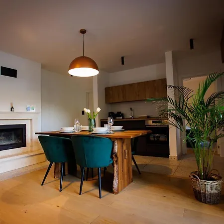 Kuca Mirne Duse * Topola